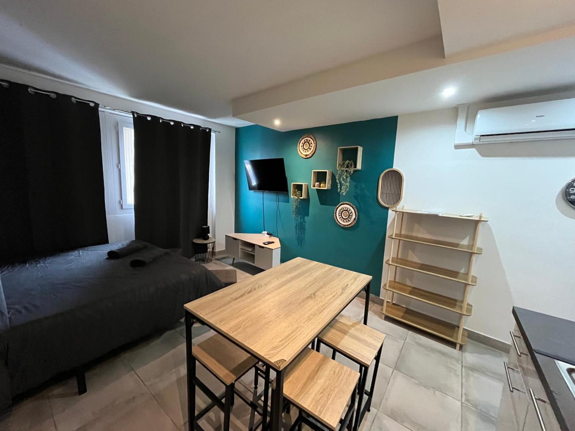 Studio Confortable Avec Balcon วีเนิฟ-โซร์-ล็อต ภายนอก รูปภาพ